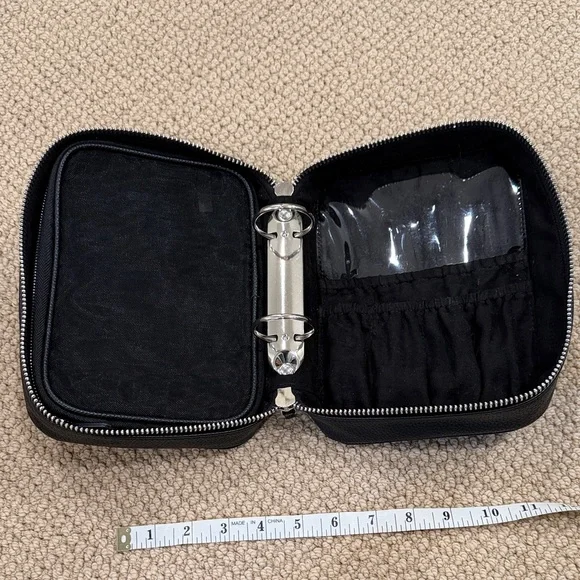 Trish McEvoy Black Makeup Planner - Picture 2 of 4